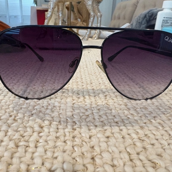 Quay High Key Black Aviator Sunglasses - Picture 2 of 4